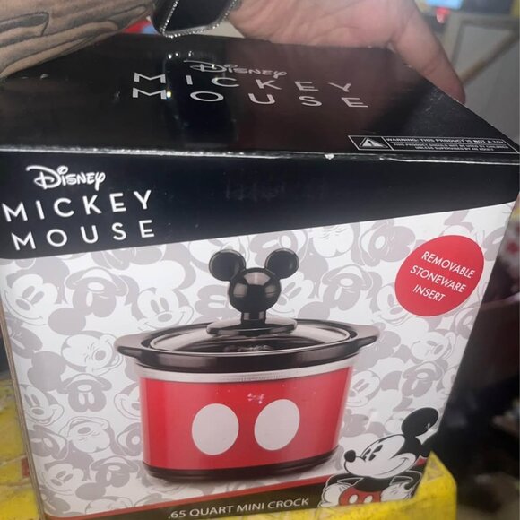 Mickey Mouse mini crock - Picture 5 of 5
